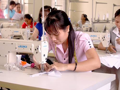 Nguồn vốn vay giải quyết việc làm  của Ngân hàng chính sách xã hội huyện Krông pắc là đòn bẩy kinh tế quan trọng "tiếp sức" thực hiện mục tiêu quốc gia giảm nghèo bền vững cho Hội viên nông dân xã Eakly