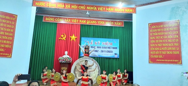 anh8