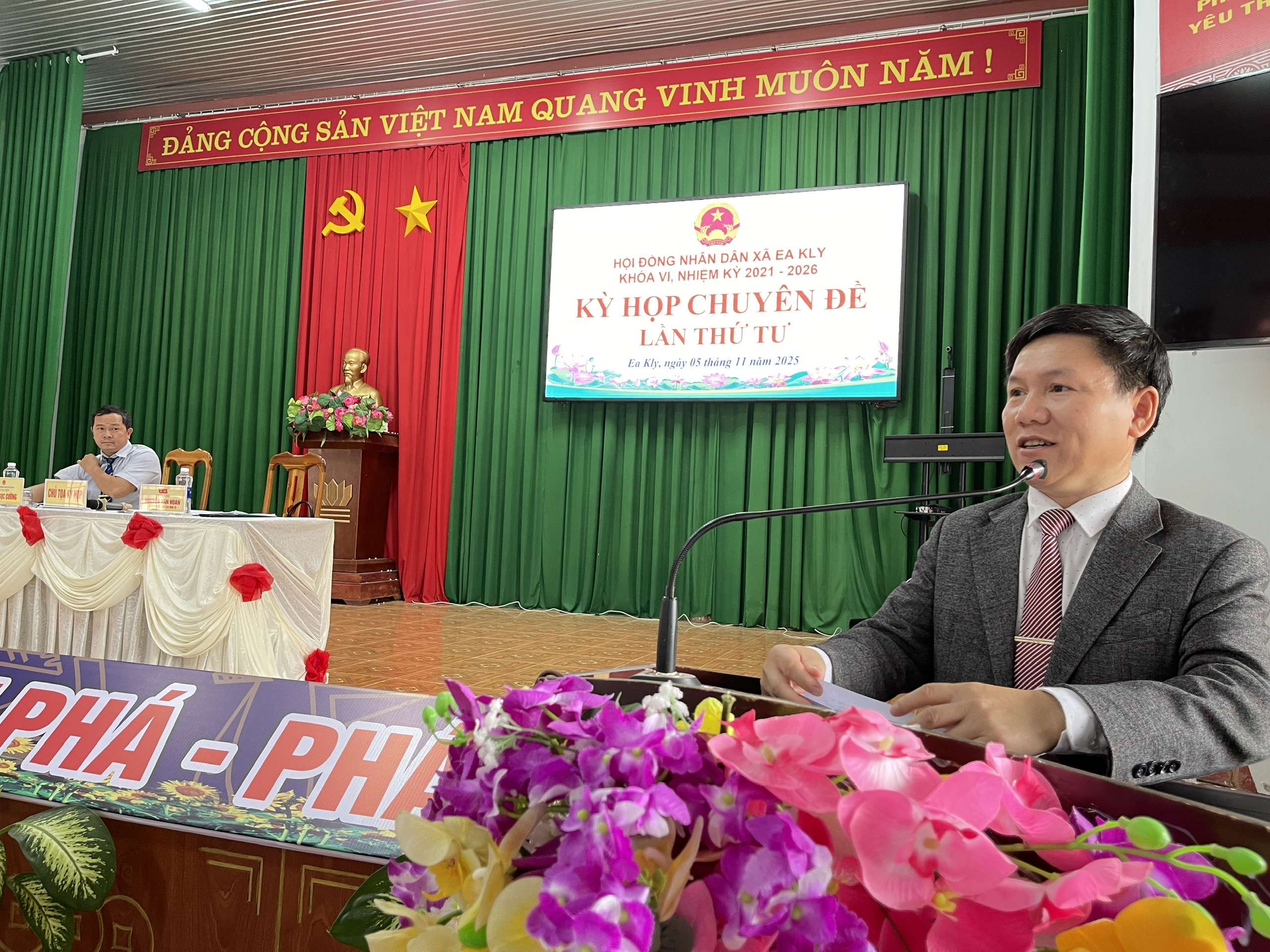 Hội đồng Nhân dân xã Ea Kly khoá VI, nhiệm kỳ 2021 – 2026 tổ chức Kỳ họp Chuyên đề lần thứ Tư