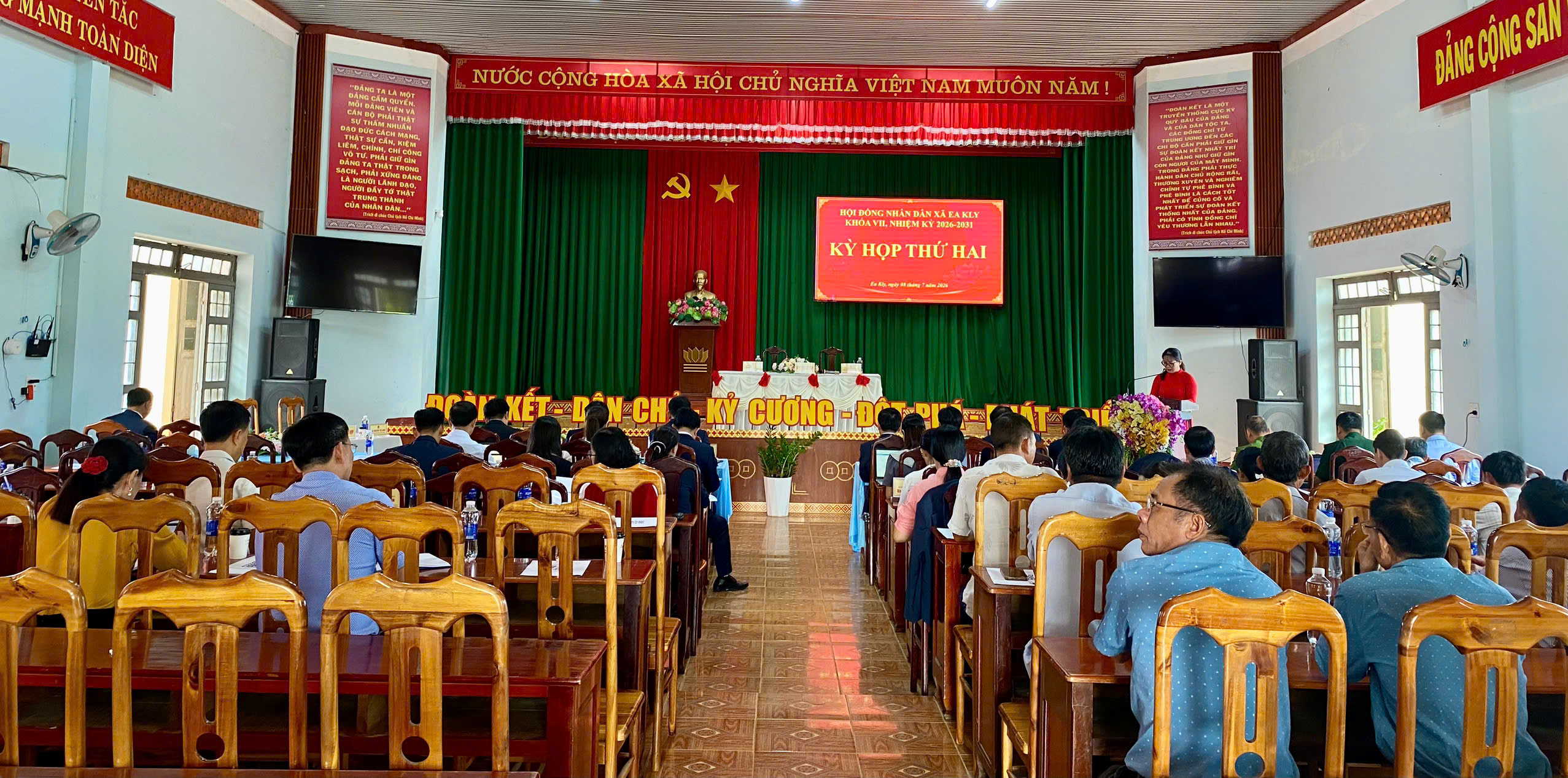 HĐND xã Ea Kly tổ chức thành công Kỳ họp thứ Hai, khóa VII, nhiệm kỳ 2026 – 2031