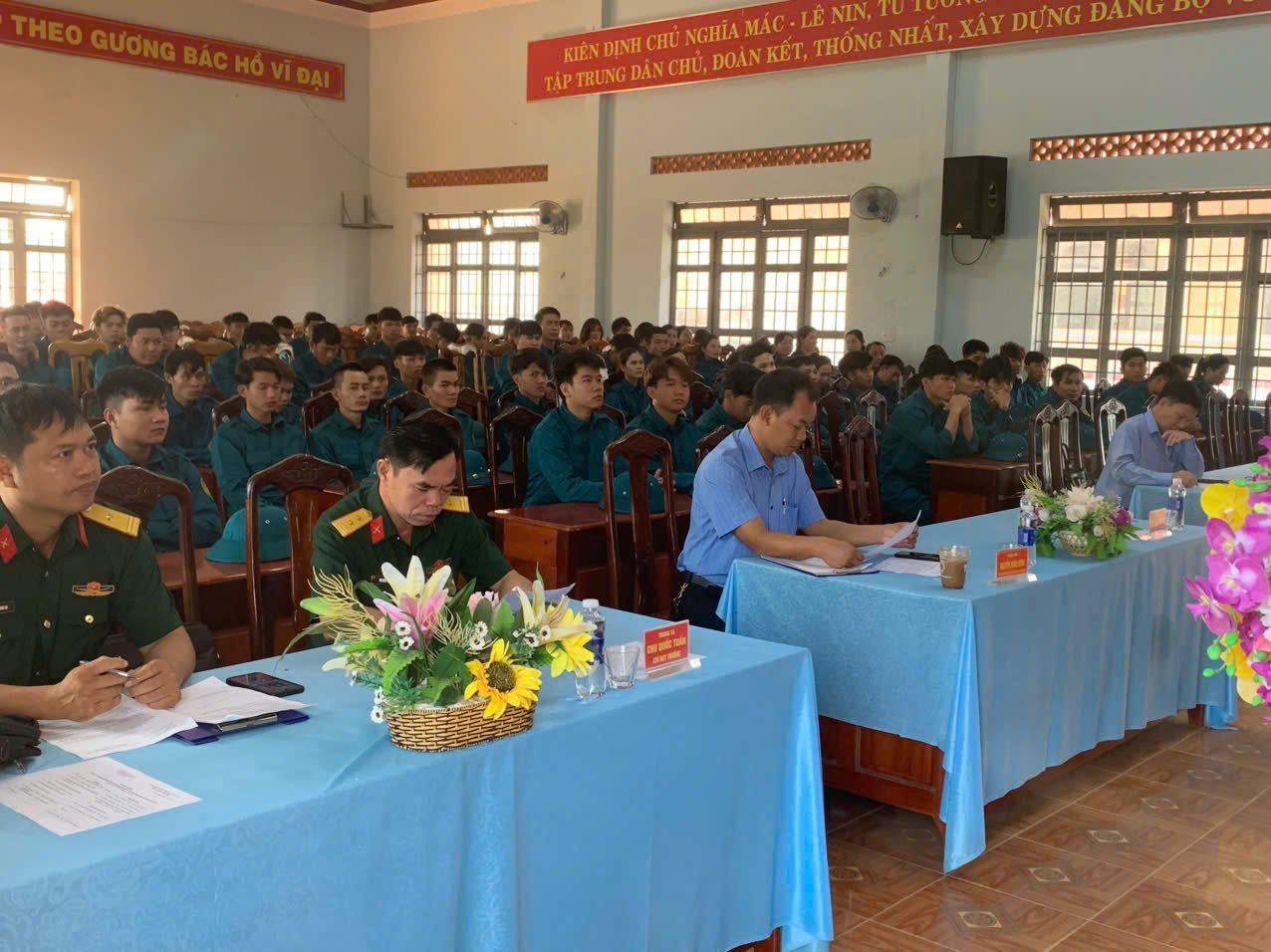 z7707795761521-59ee32d6a91bf2df9d951cfb83ccfc8f